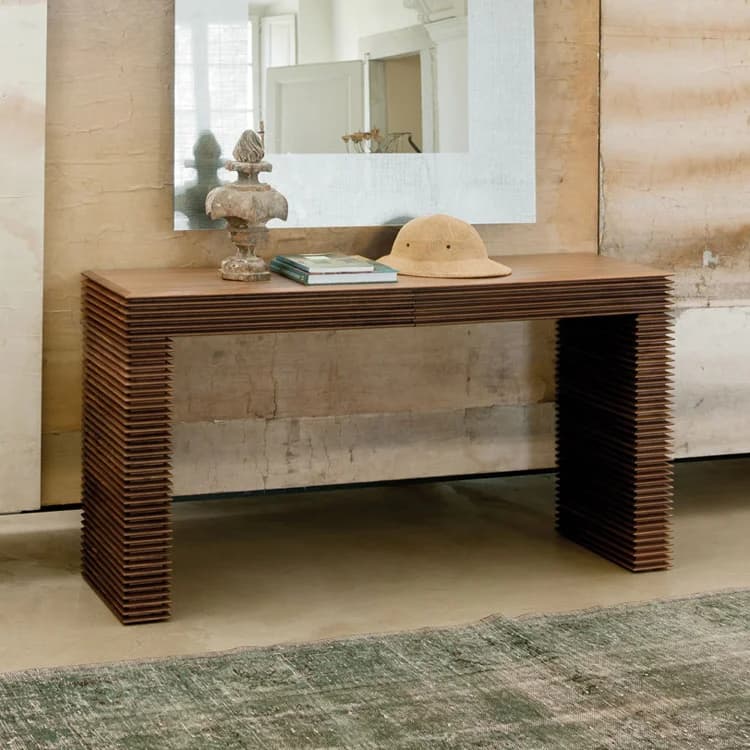 Linka Console Table