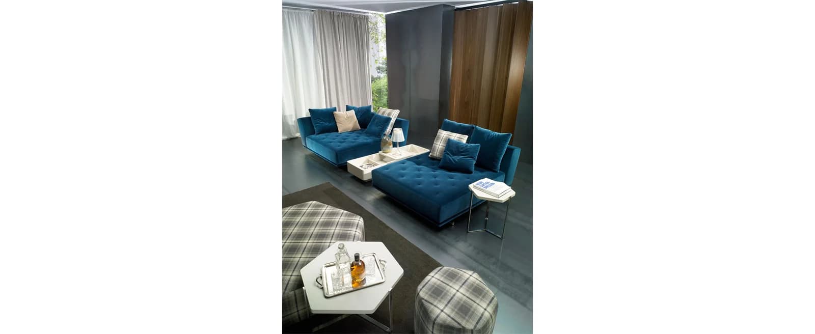 MANDALAY SOFA