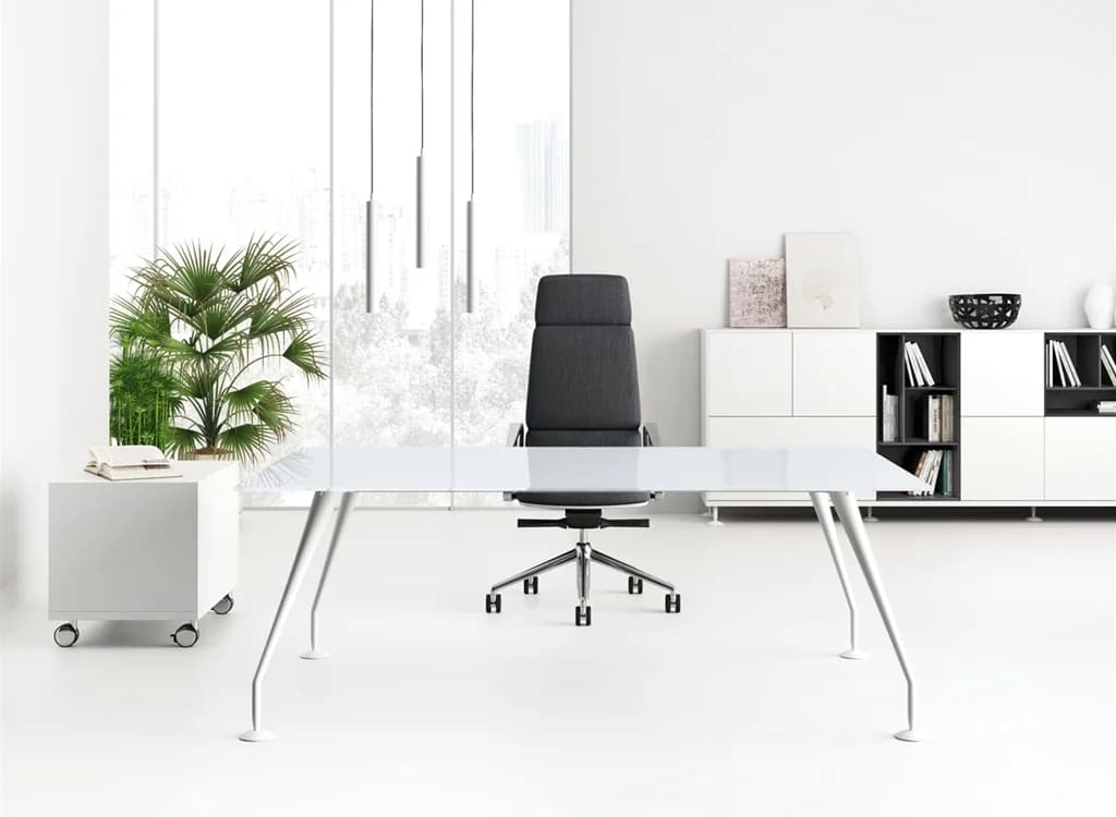 ENVY GLASS DESKS