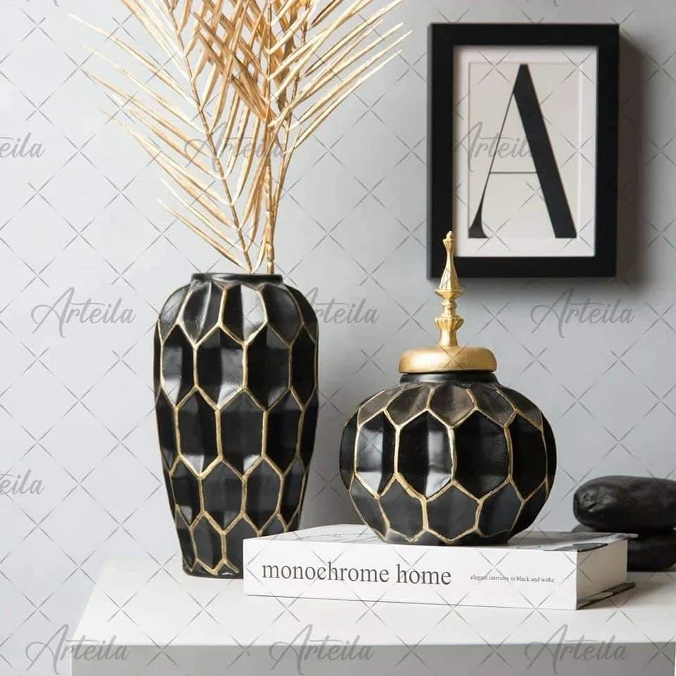 Decoration item