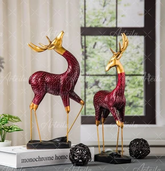 Decoration item on deer shape