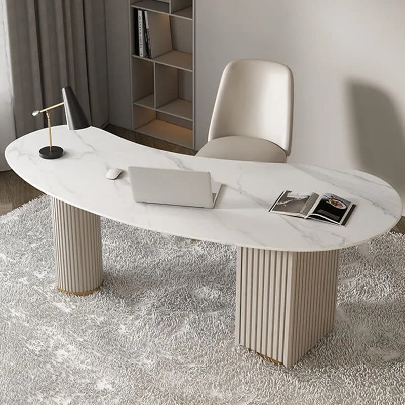 Manger Desk